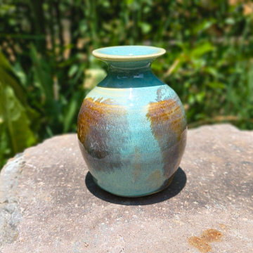 🌀 Whisperveil Bud Vase
